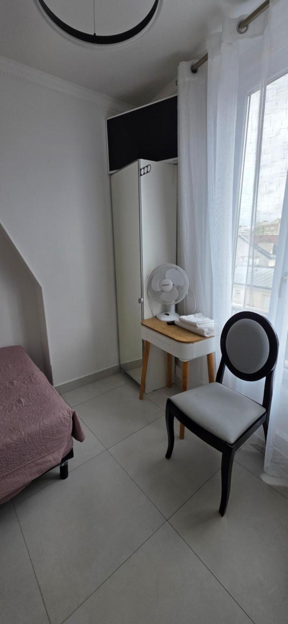 Single Room without lift