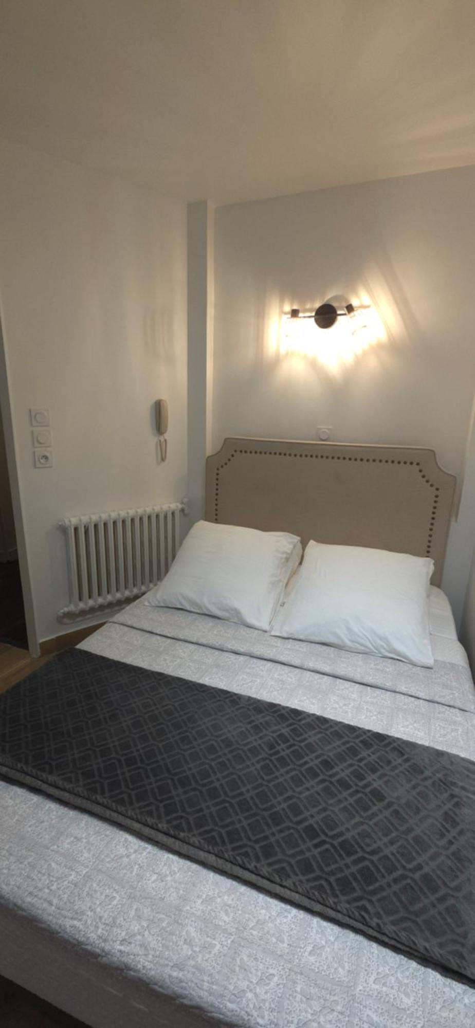Double Room Shower without lift