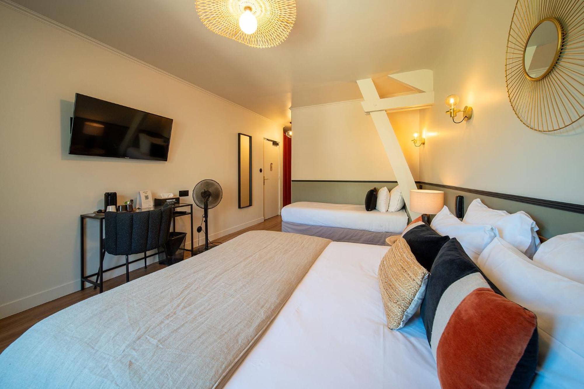 Comfort Triple Room