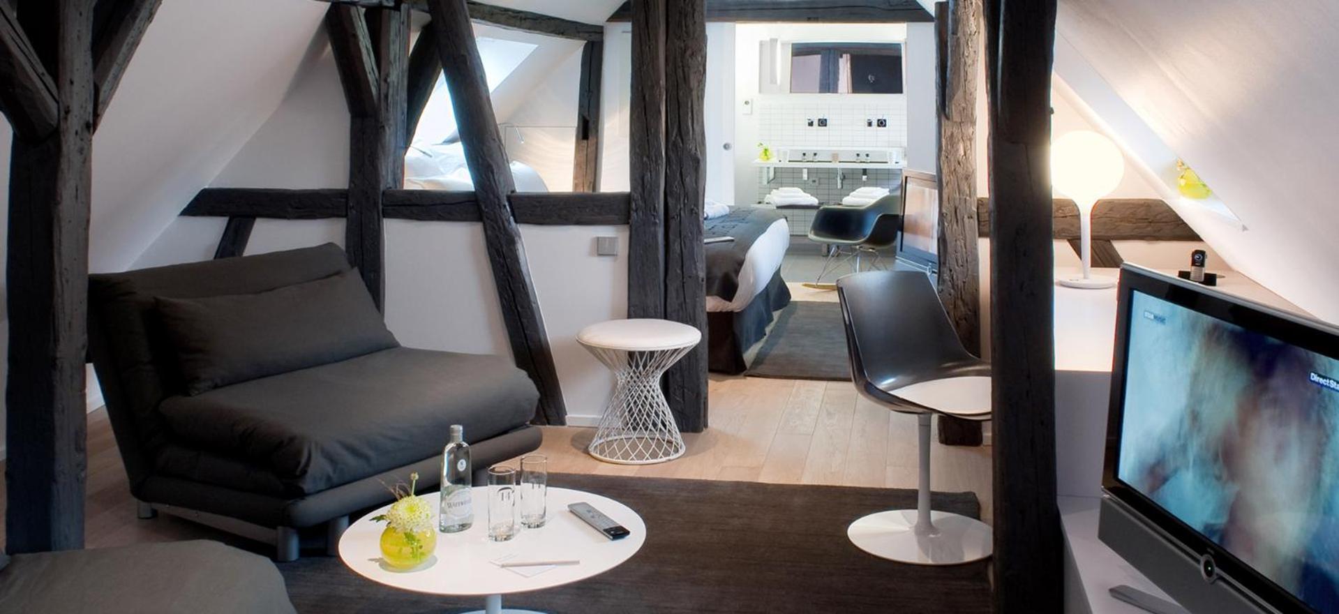 Luxury Suite