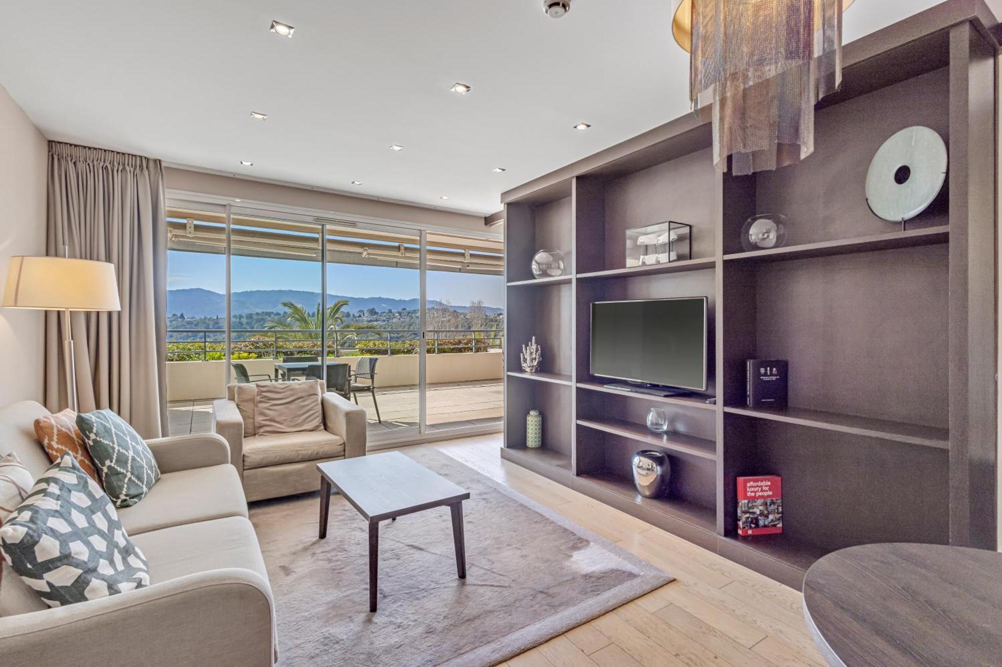 Prestige Suite