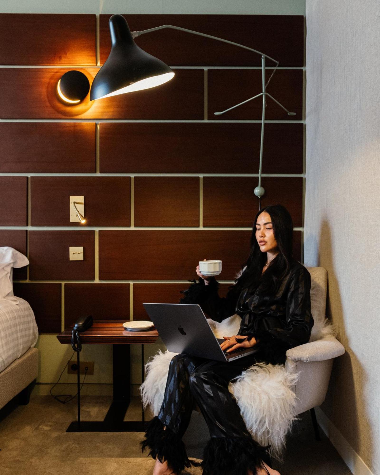 Deluxe Double or Twin Room City View