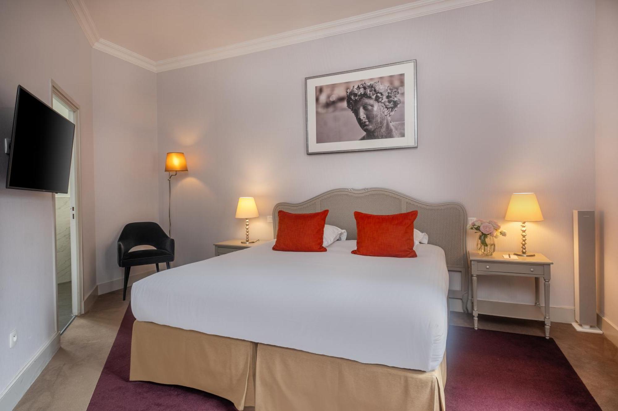 Double Room Castle