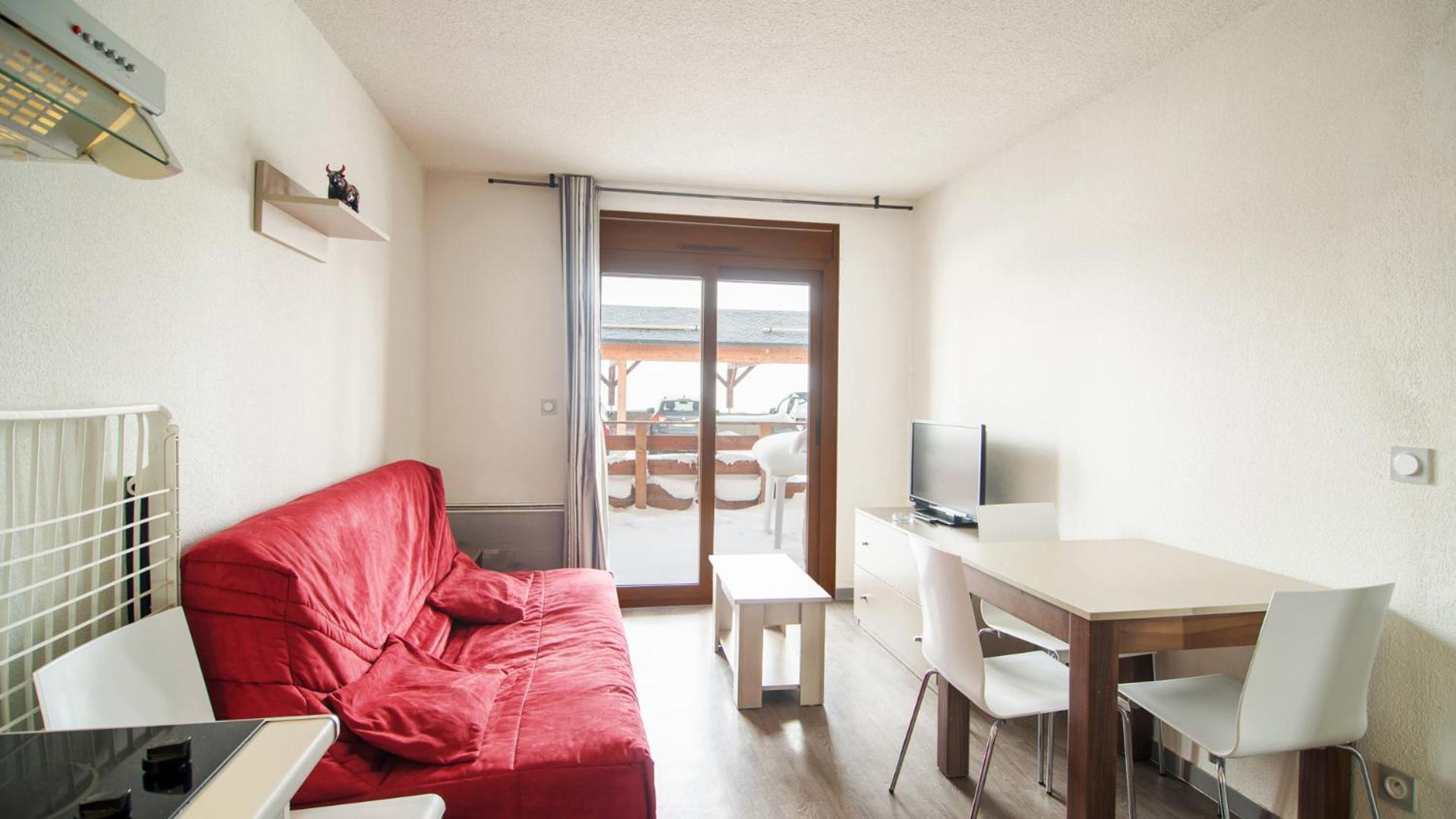 1 Bedroom Apartment