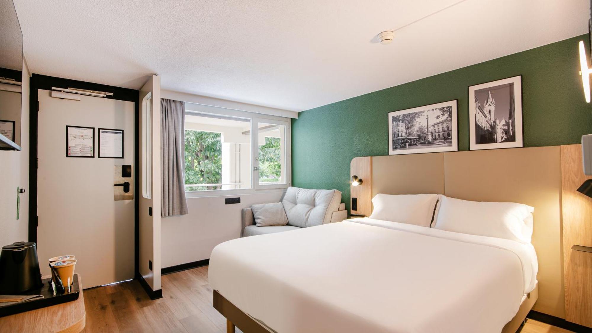 Standard Room 1 Queen Bed 1 Sofa Bed