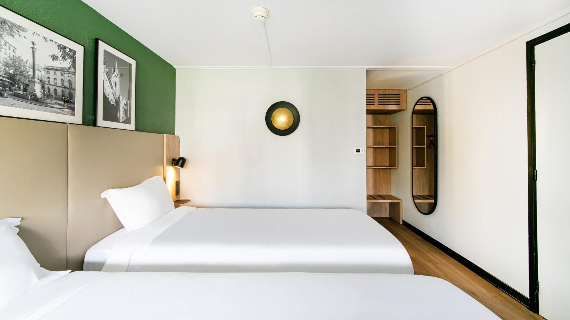 Standard Room 2 Single Beds
