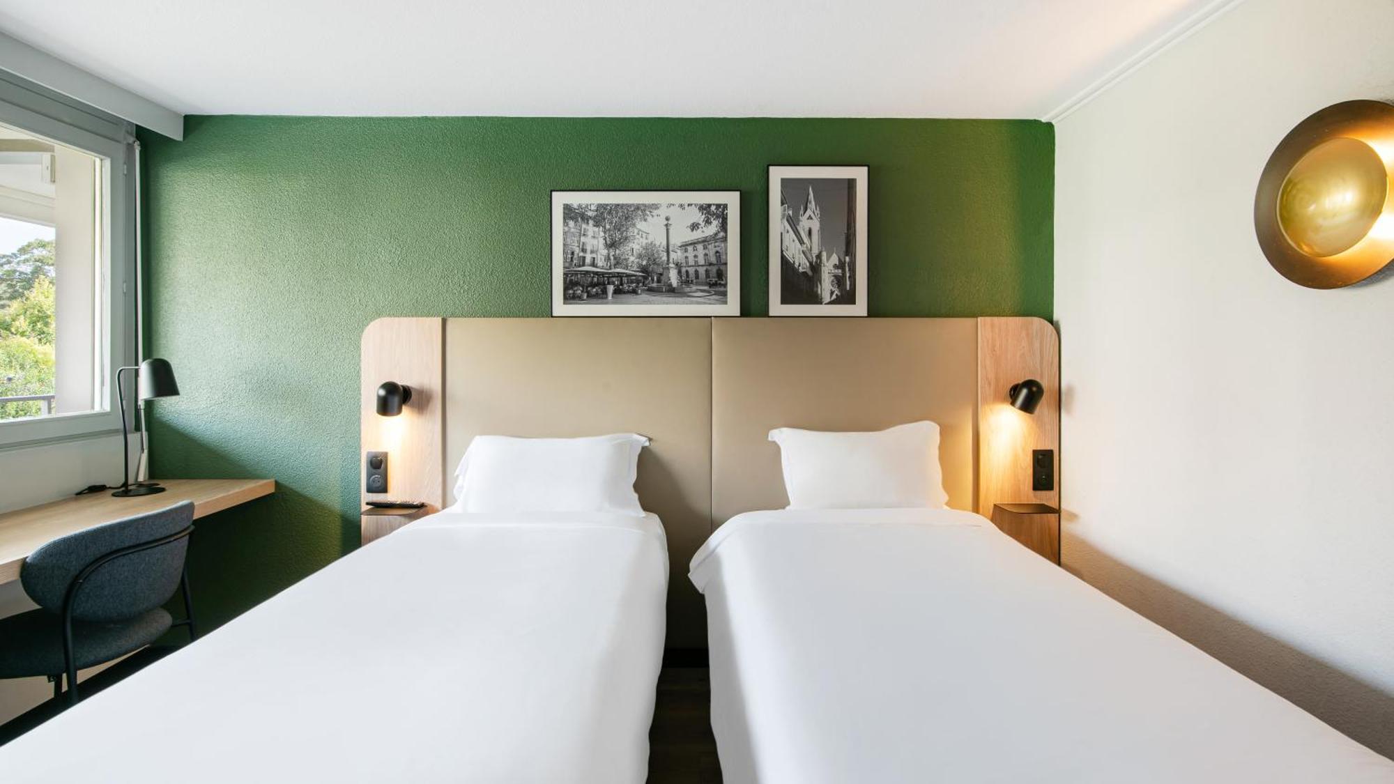 Standard Room 2 Single Beds