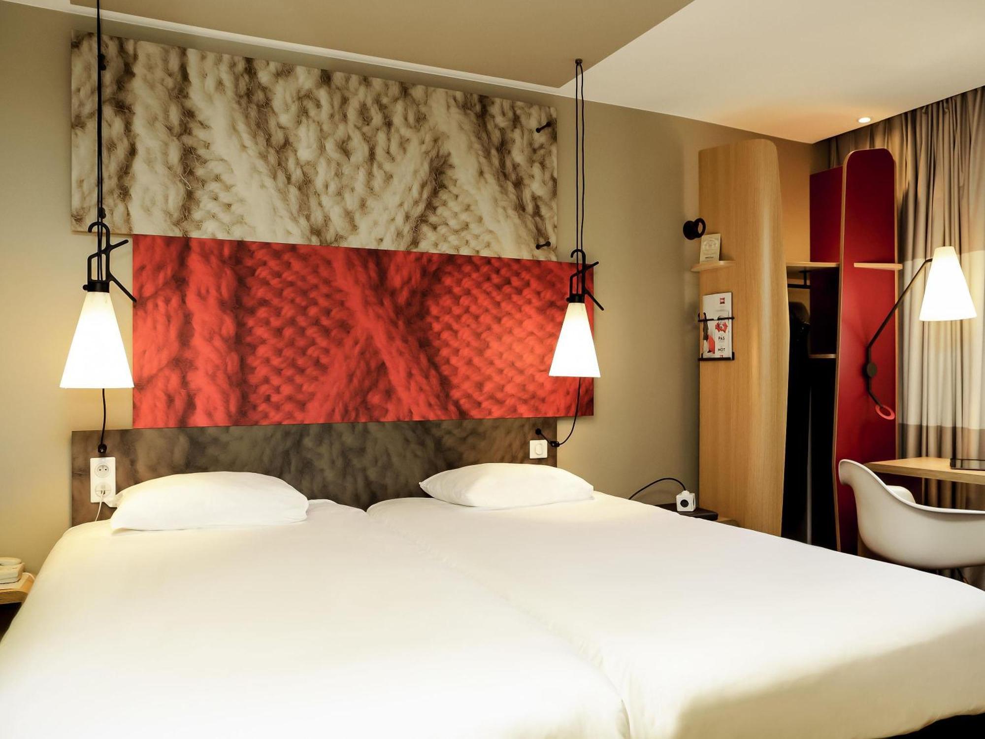 Standard Room 2 Single Beds