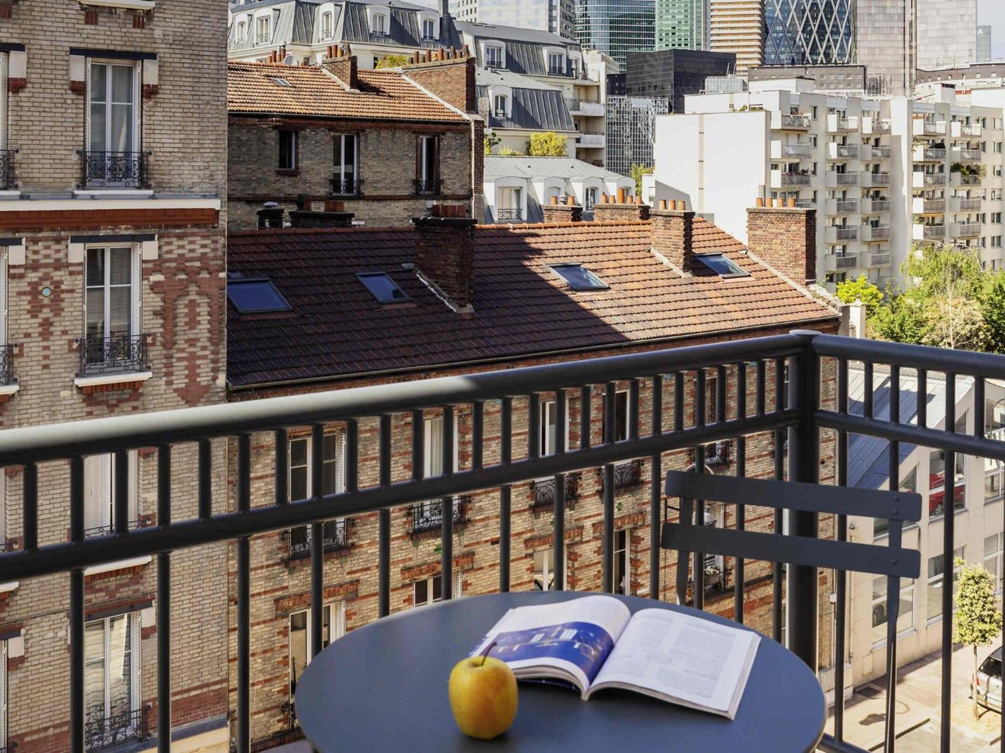 Studio Balcony