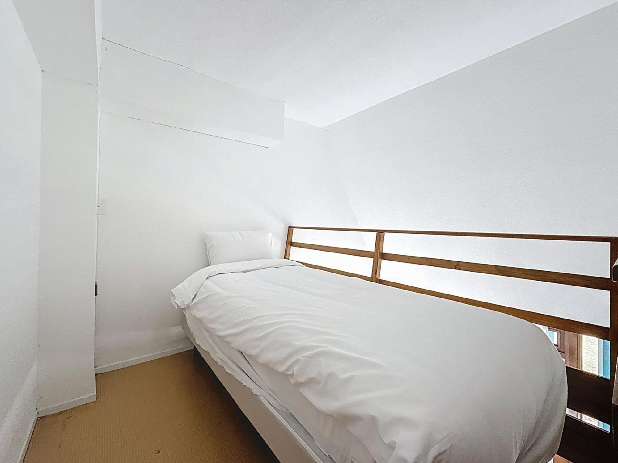 Standard Room 1 Queen Bed 1 Single Bed mezzanine