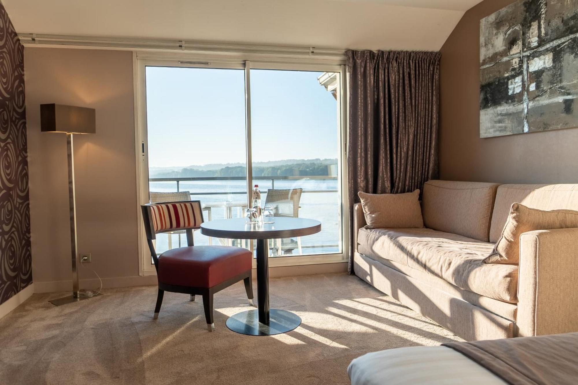 Deluxe Room Lake View