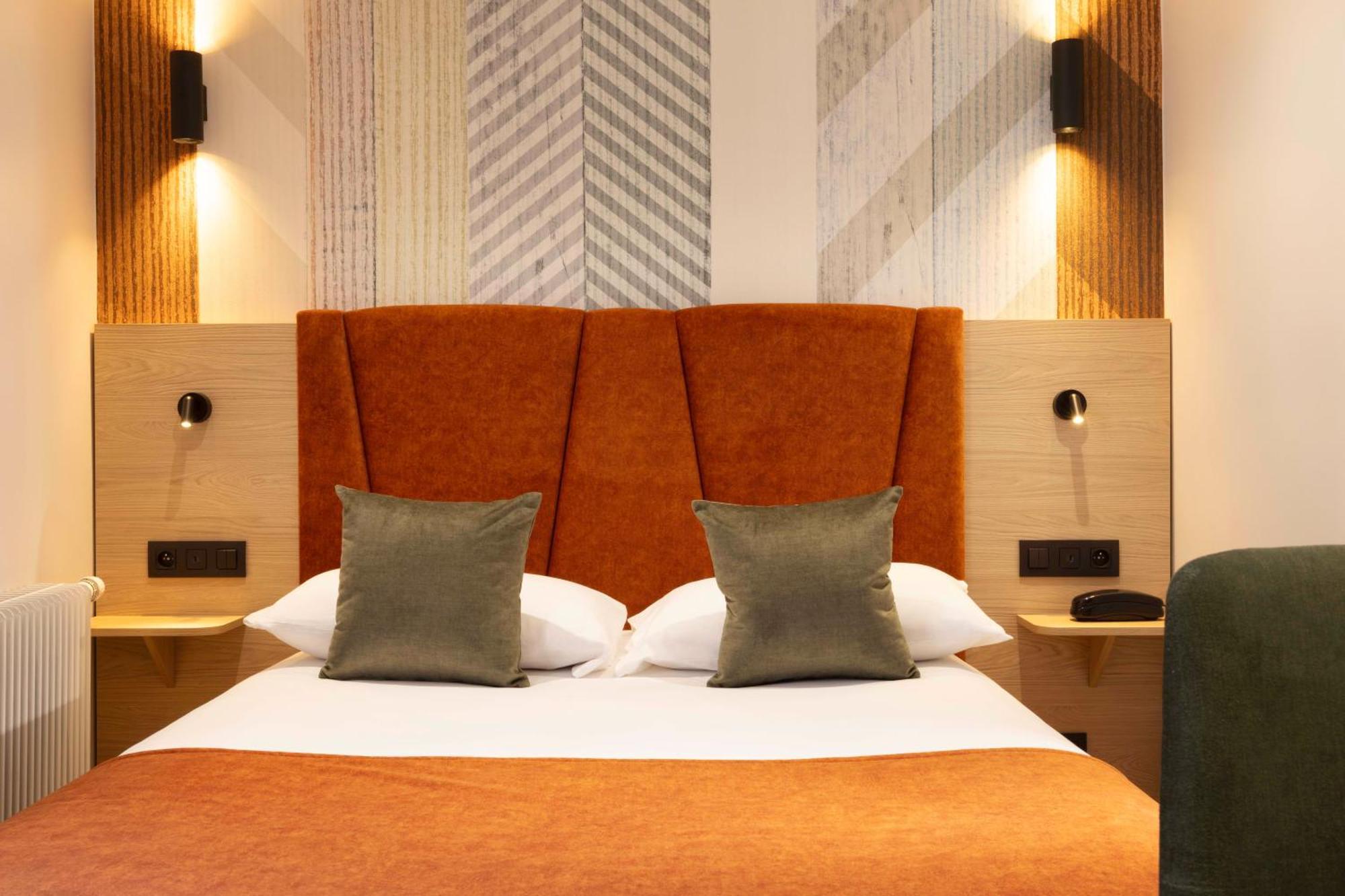 Double Room Atelier Eiffel