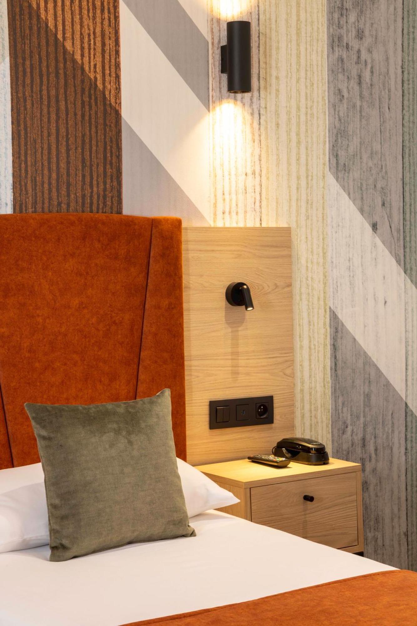 Double Room Atelier Eiffel