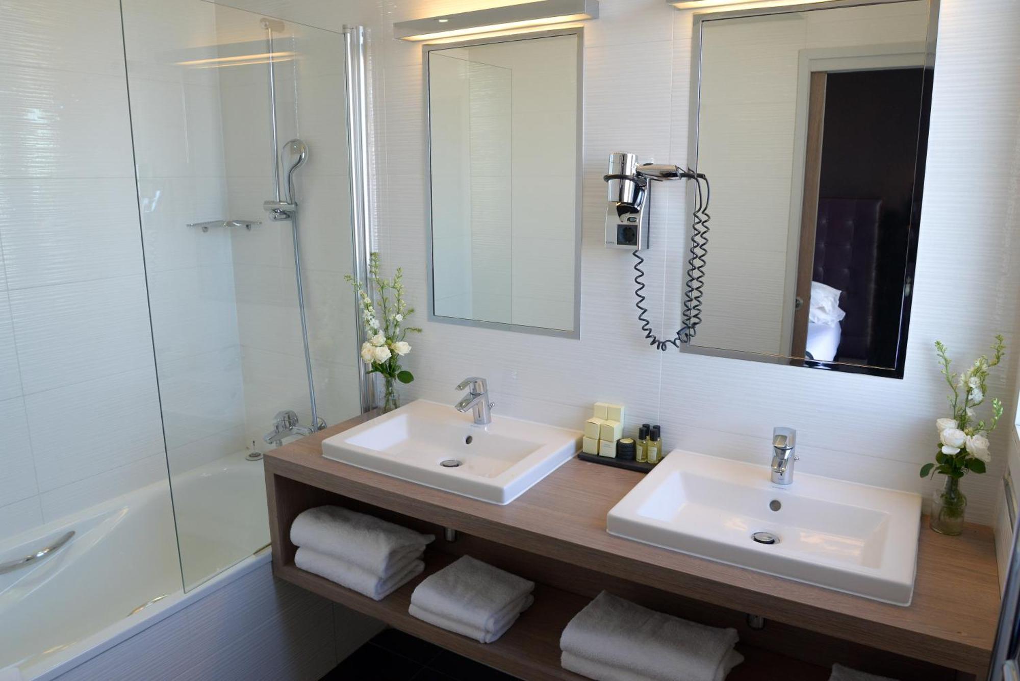 Prestige Suite