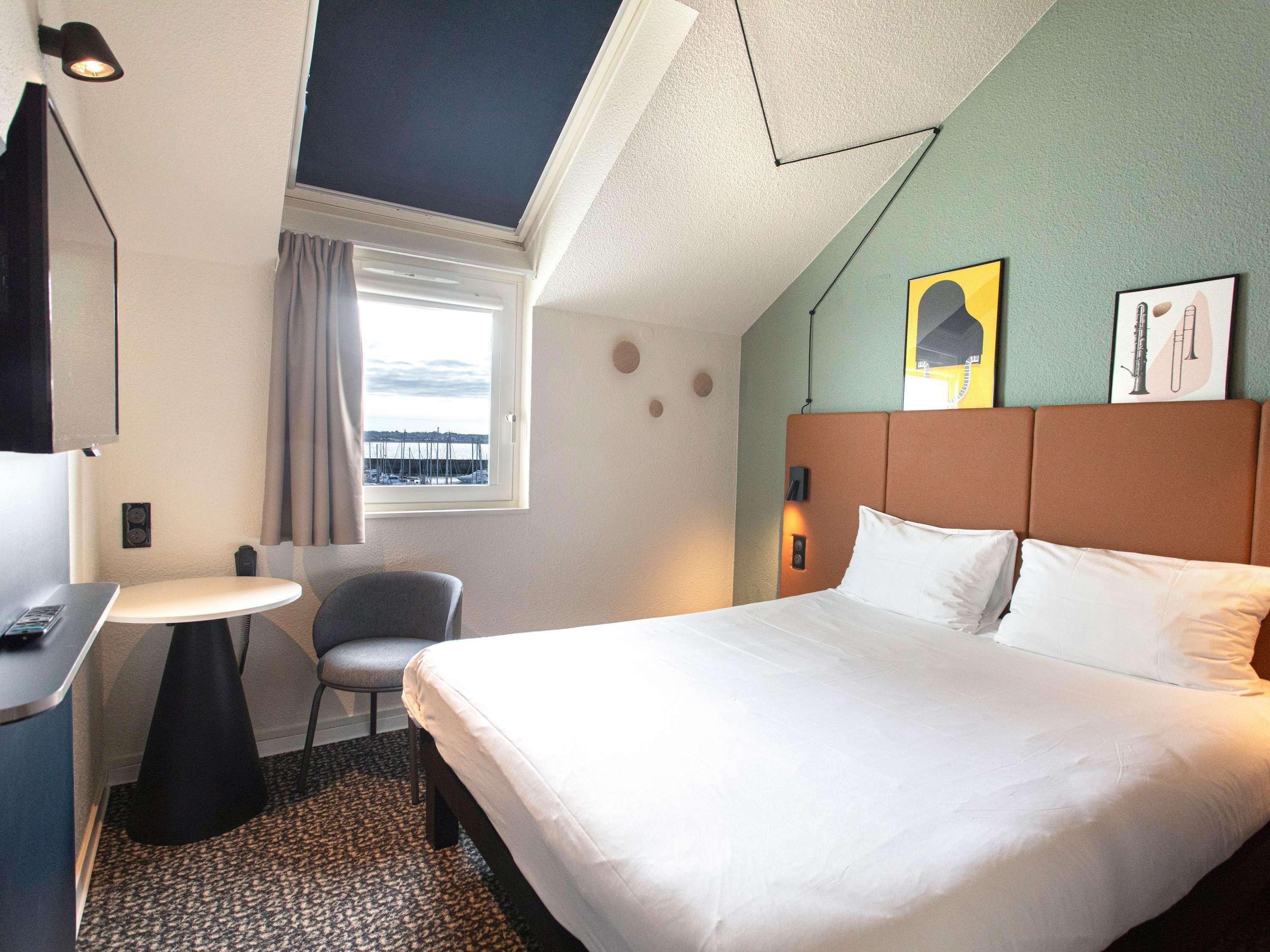 Standard room 1 Double 2 Single beds Duplex