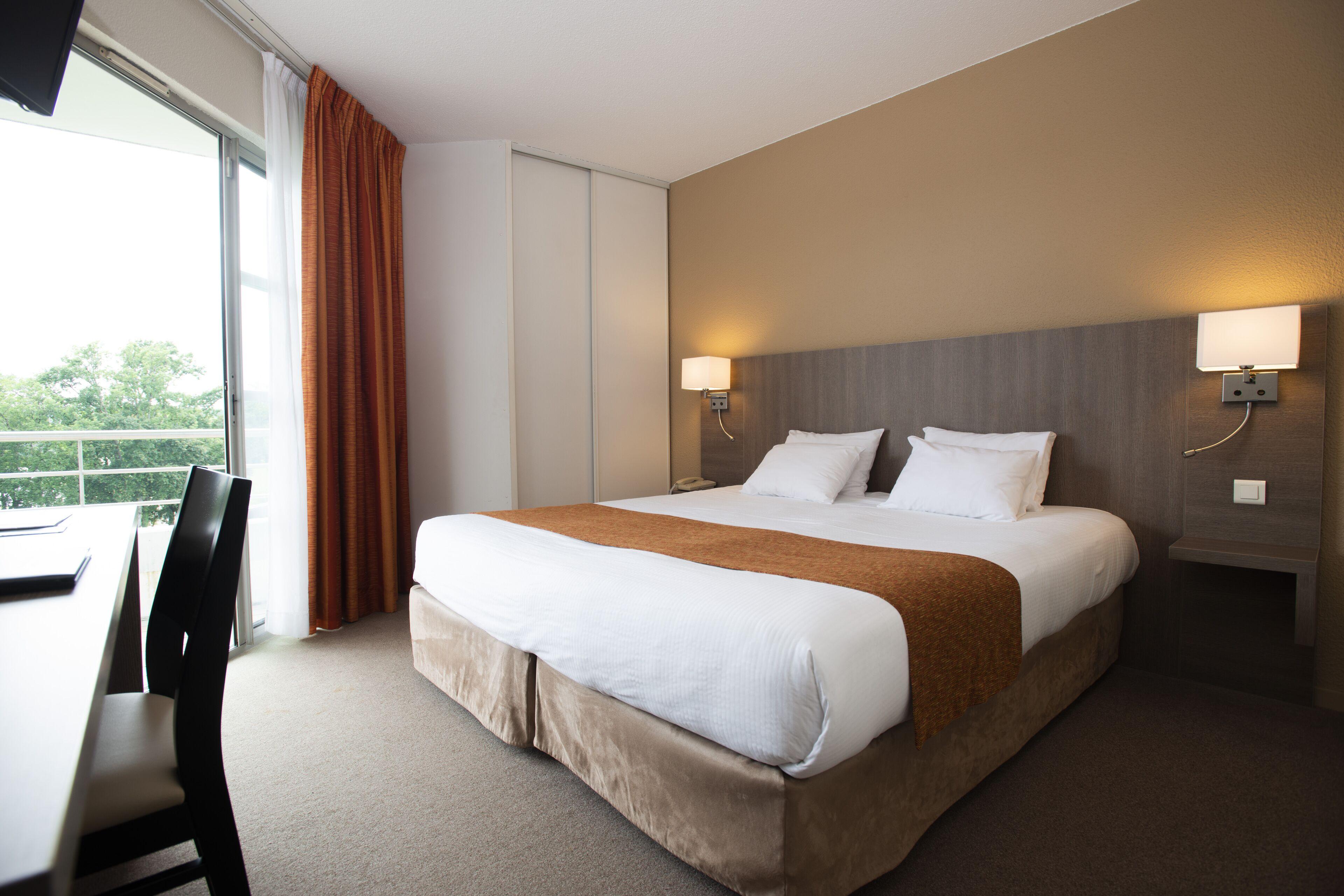 Standard Twin Room Balcony