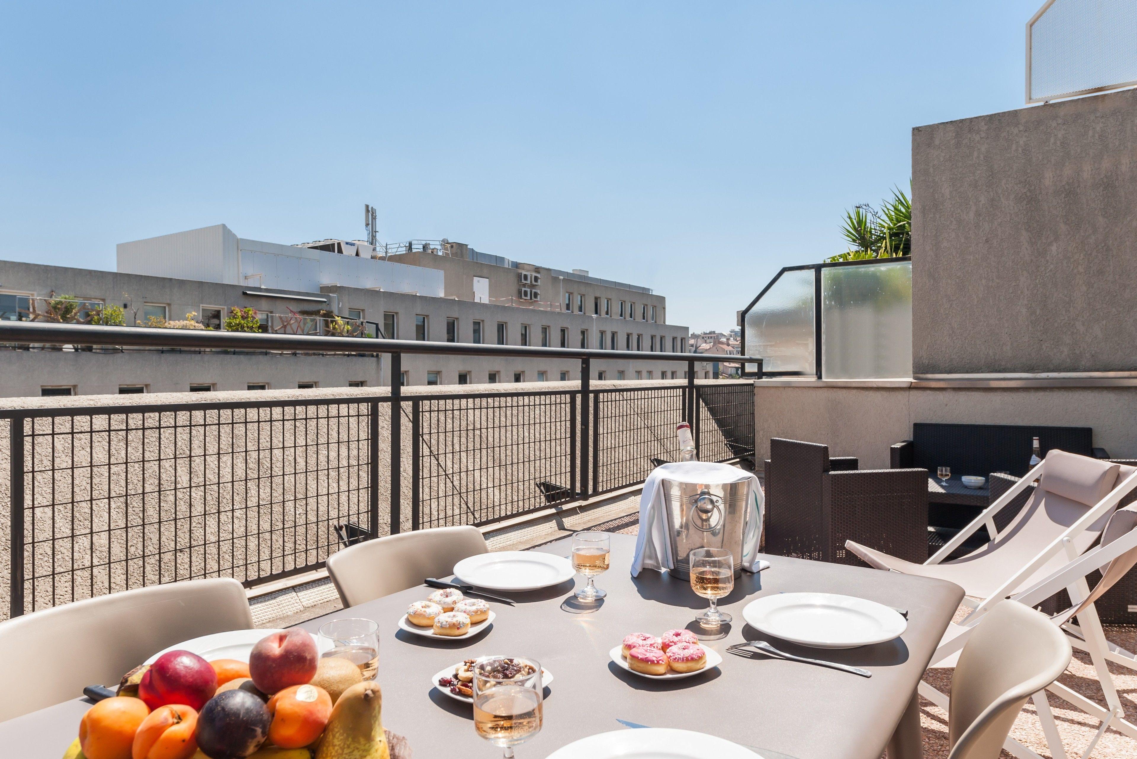 Apartment Terrace – 1 to