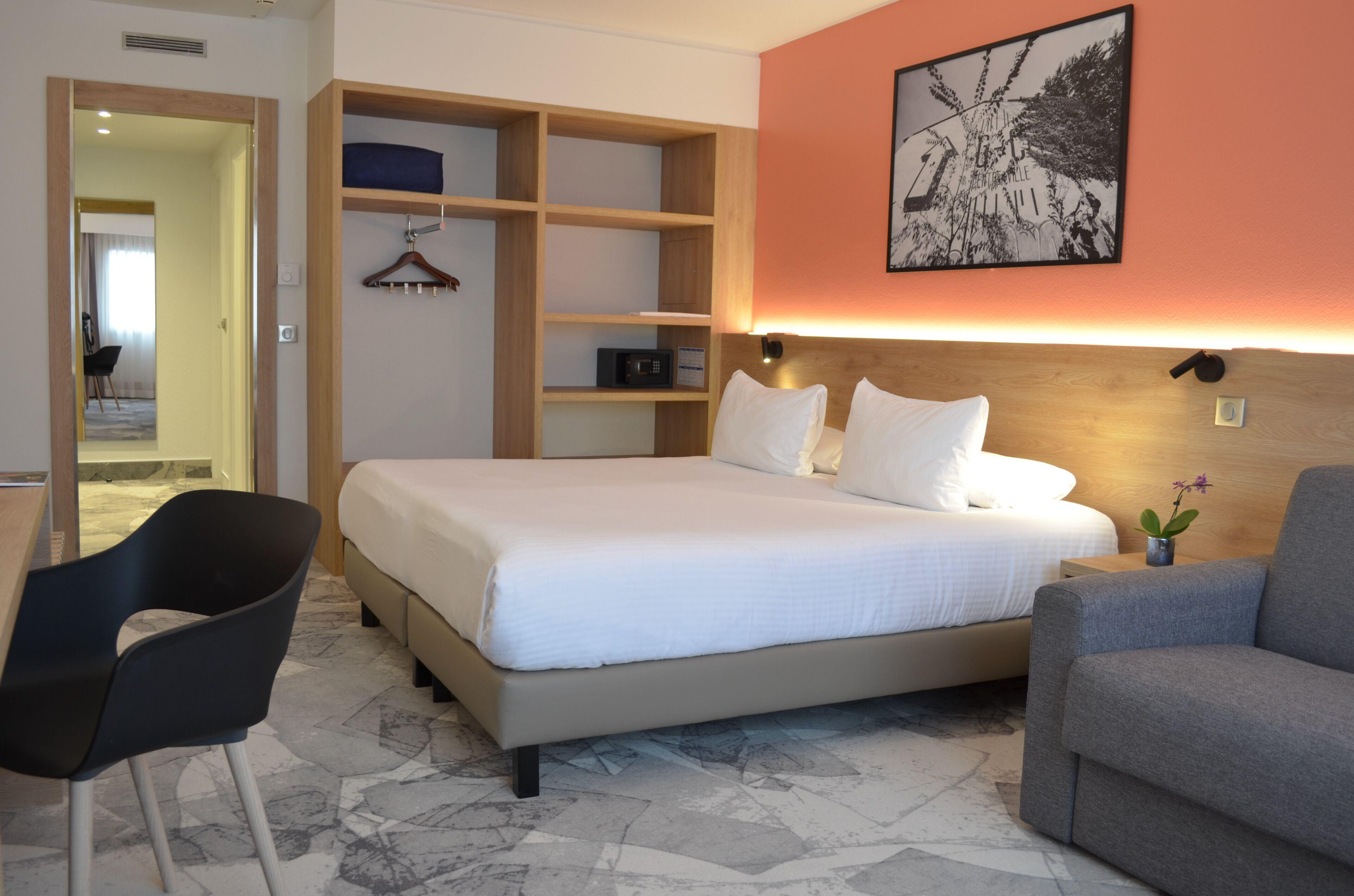 Executive Room