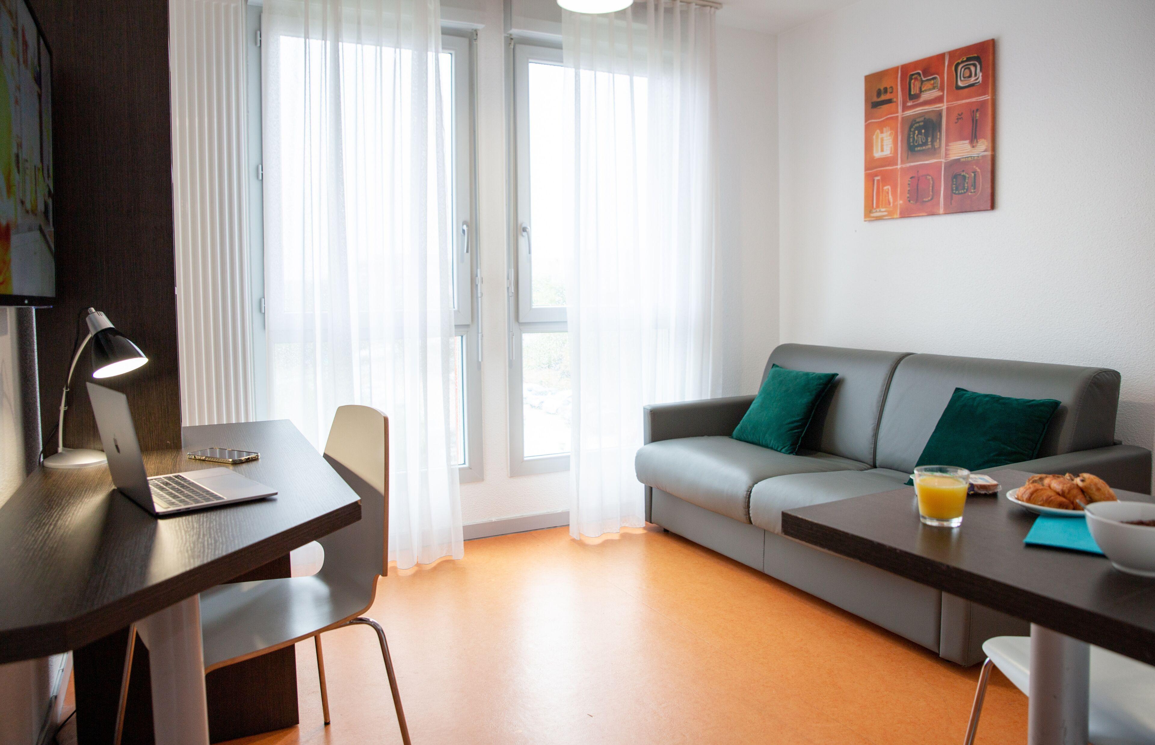 One Bedroom Apartment