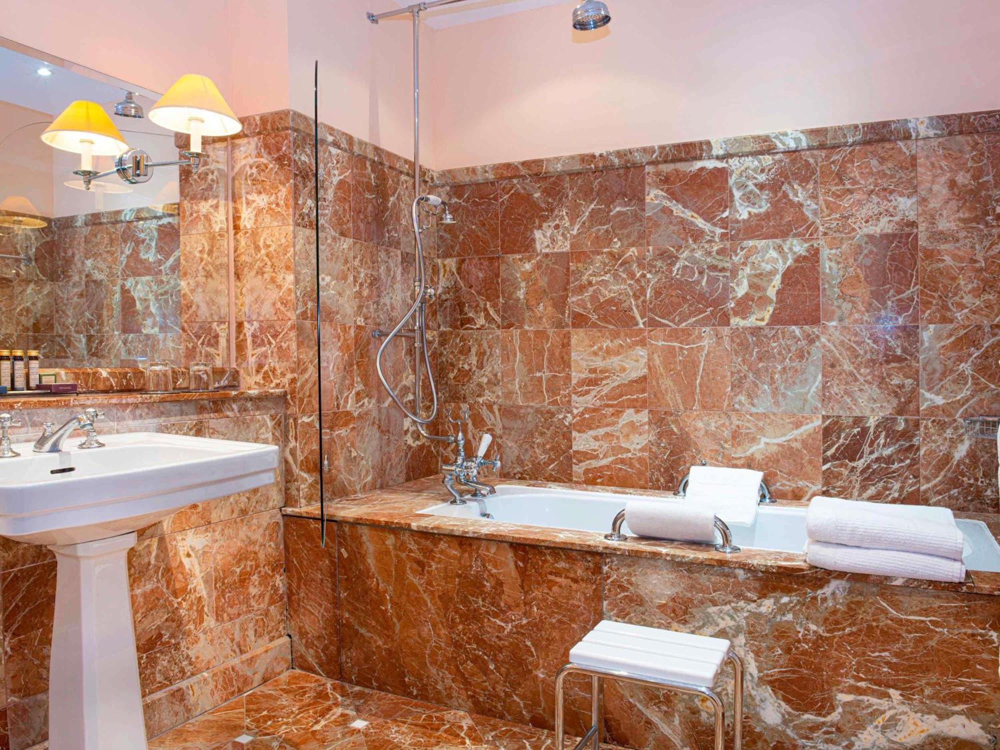 Classic King Room Street View