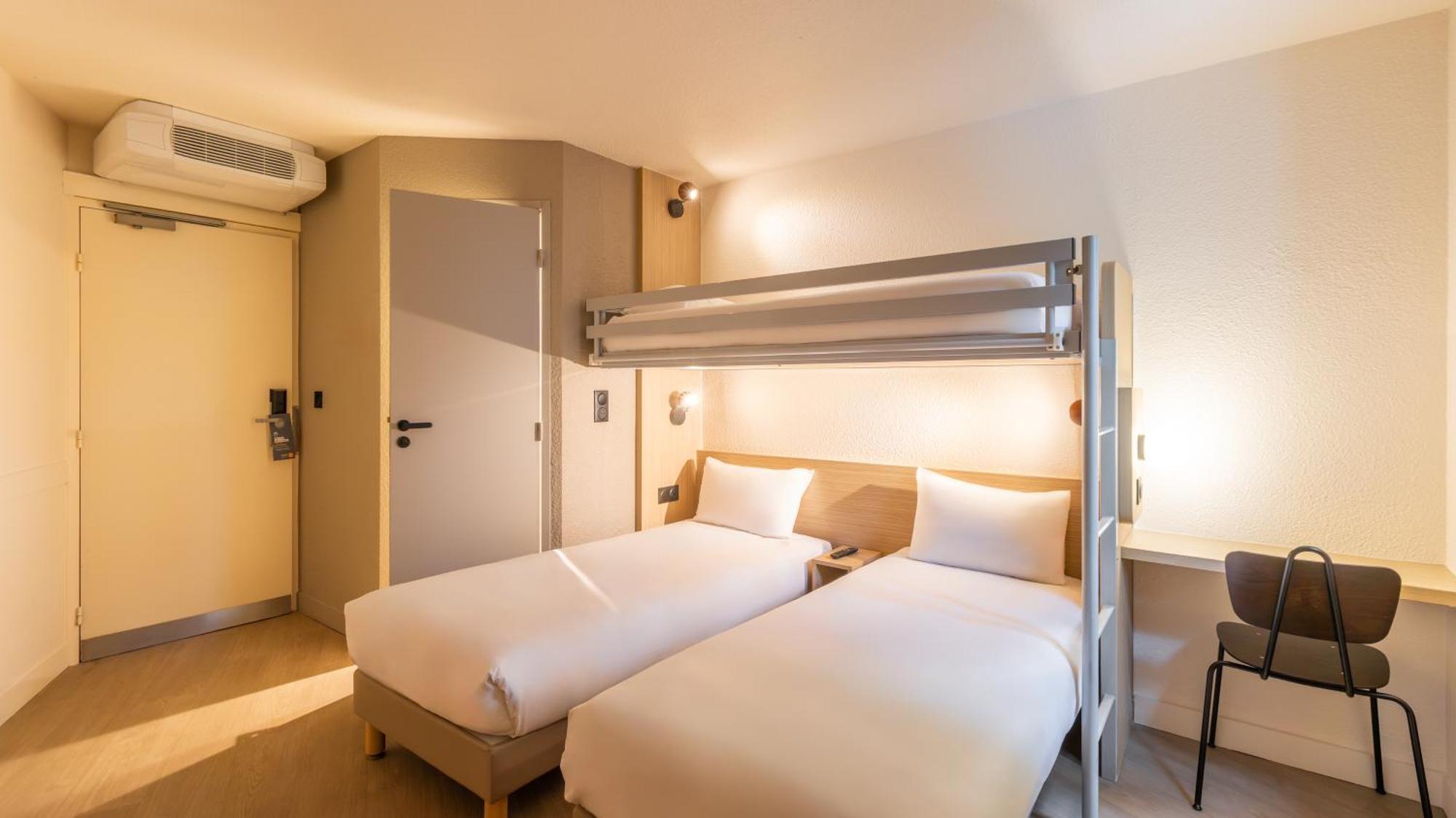 Standard Twin Room One Bunk Bed