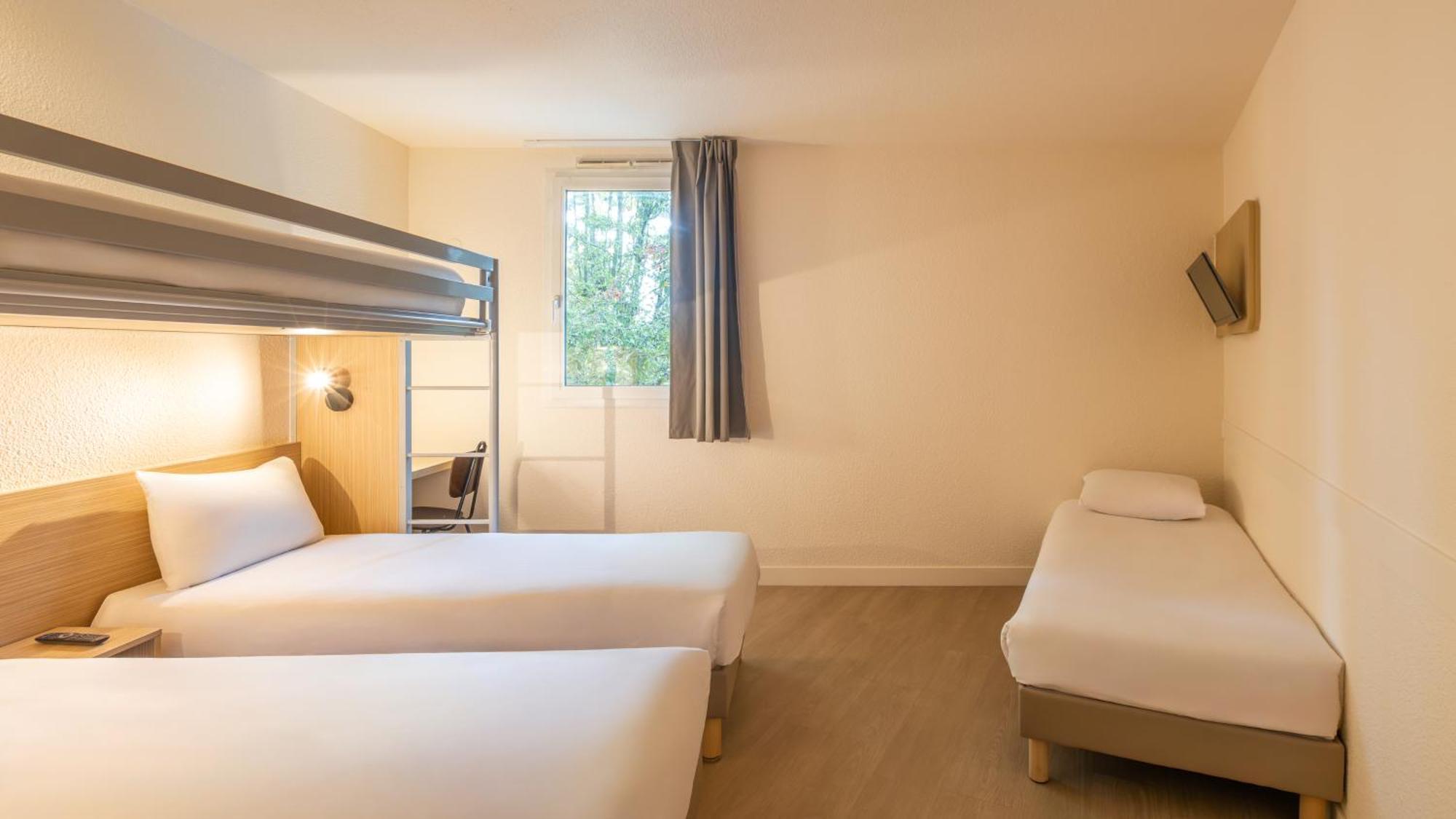 Standard Room 1 Queen Bed 1 Single Bed 1 Bunk Bed
