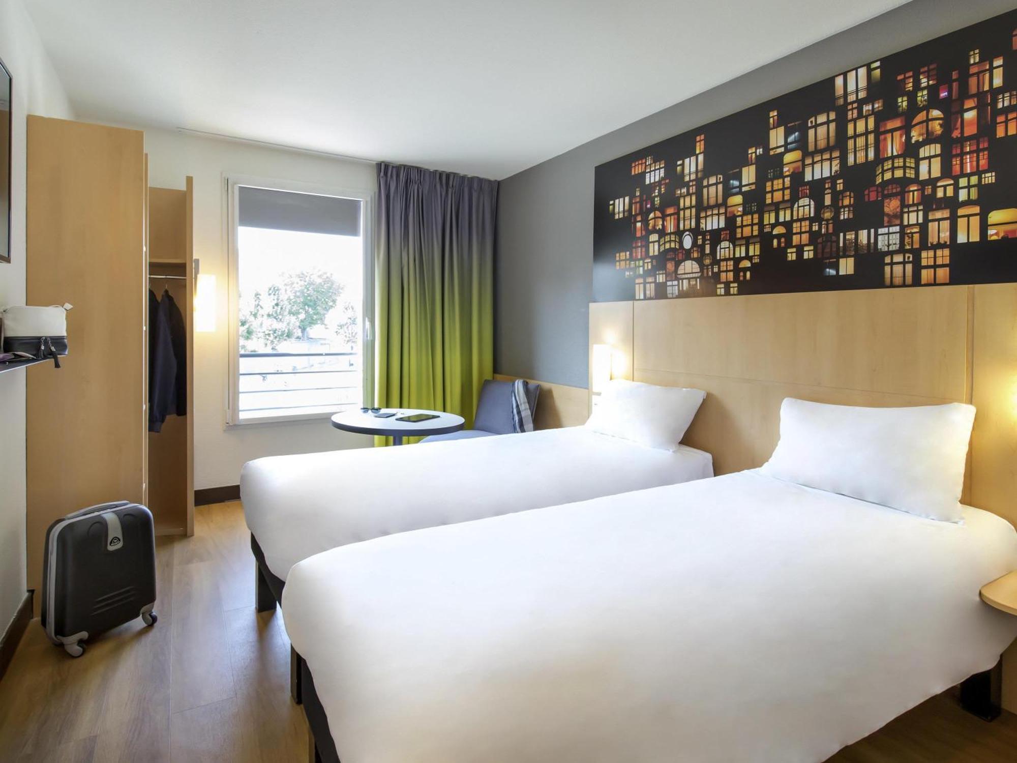 Standard Two Single Bed