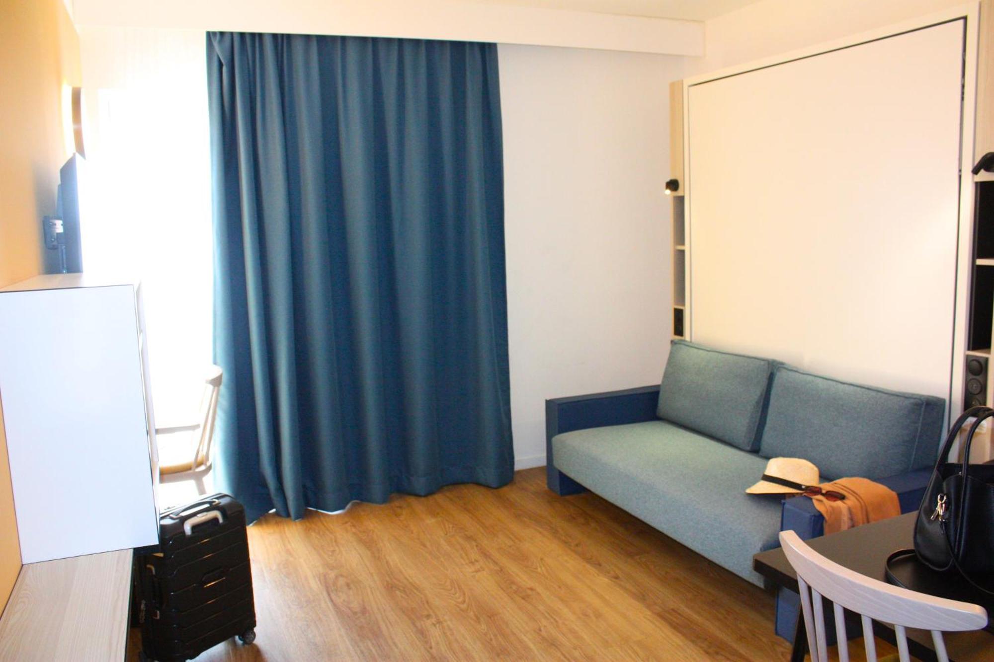 Studio Double Bed