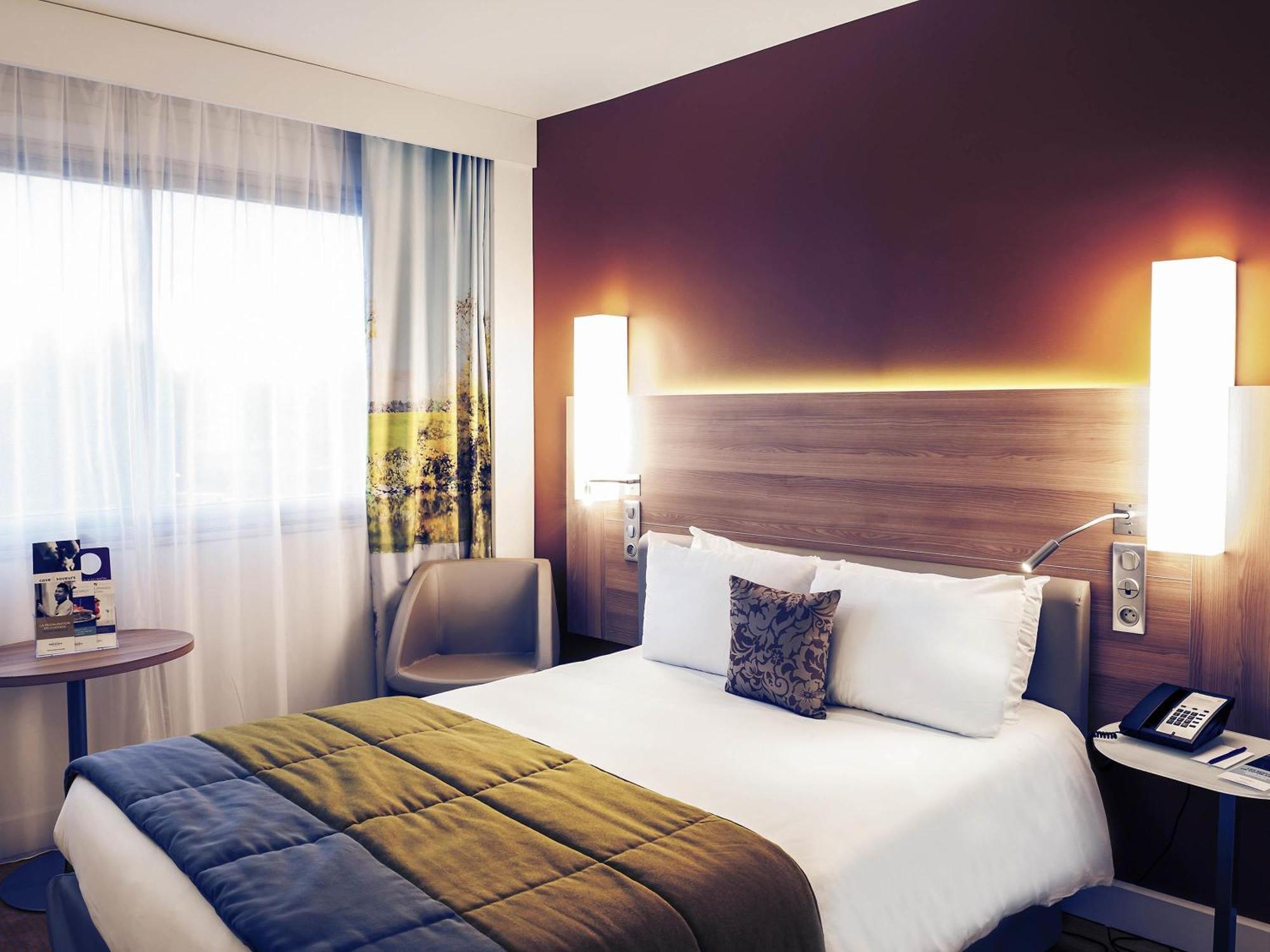Classic Double Room King Size Bed