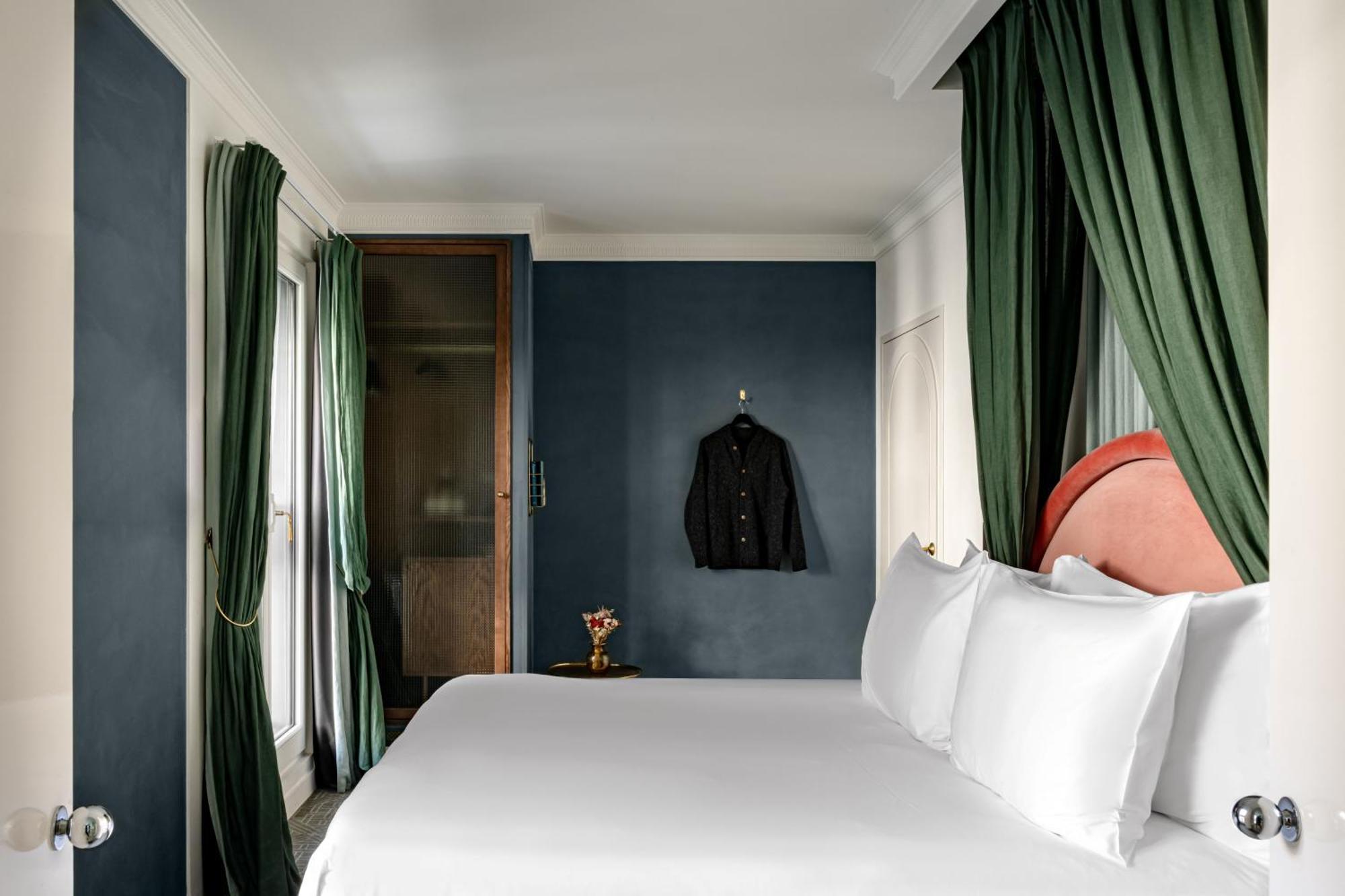Superior Double or Twin Room Saint Fiacre