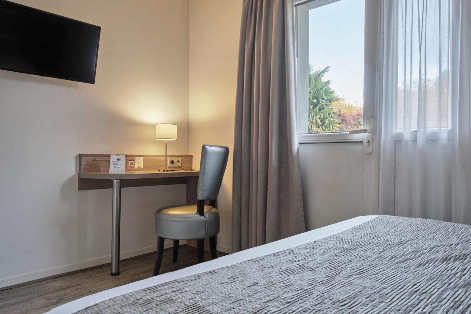 Standard Double Room Exterior Access