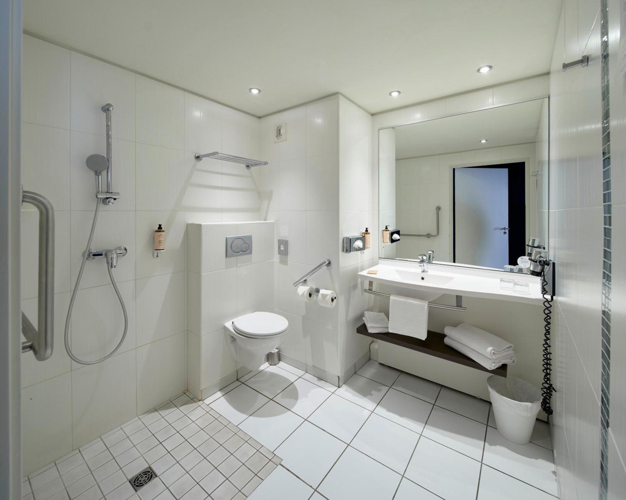 Double Room Mobility Access