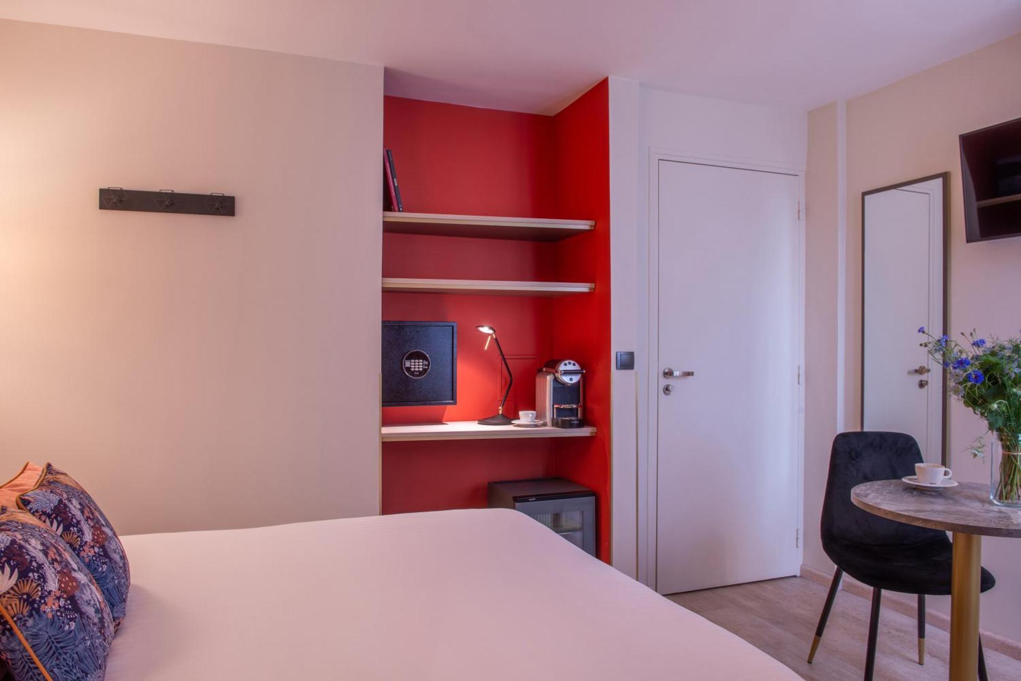 Courtyard Superior Room