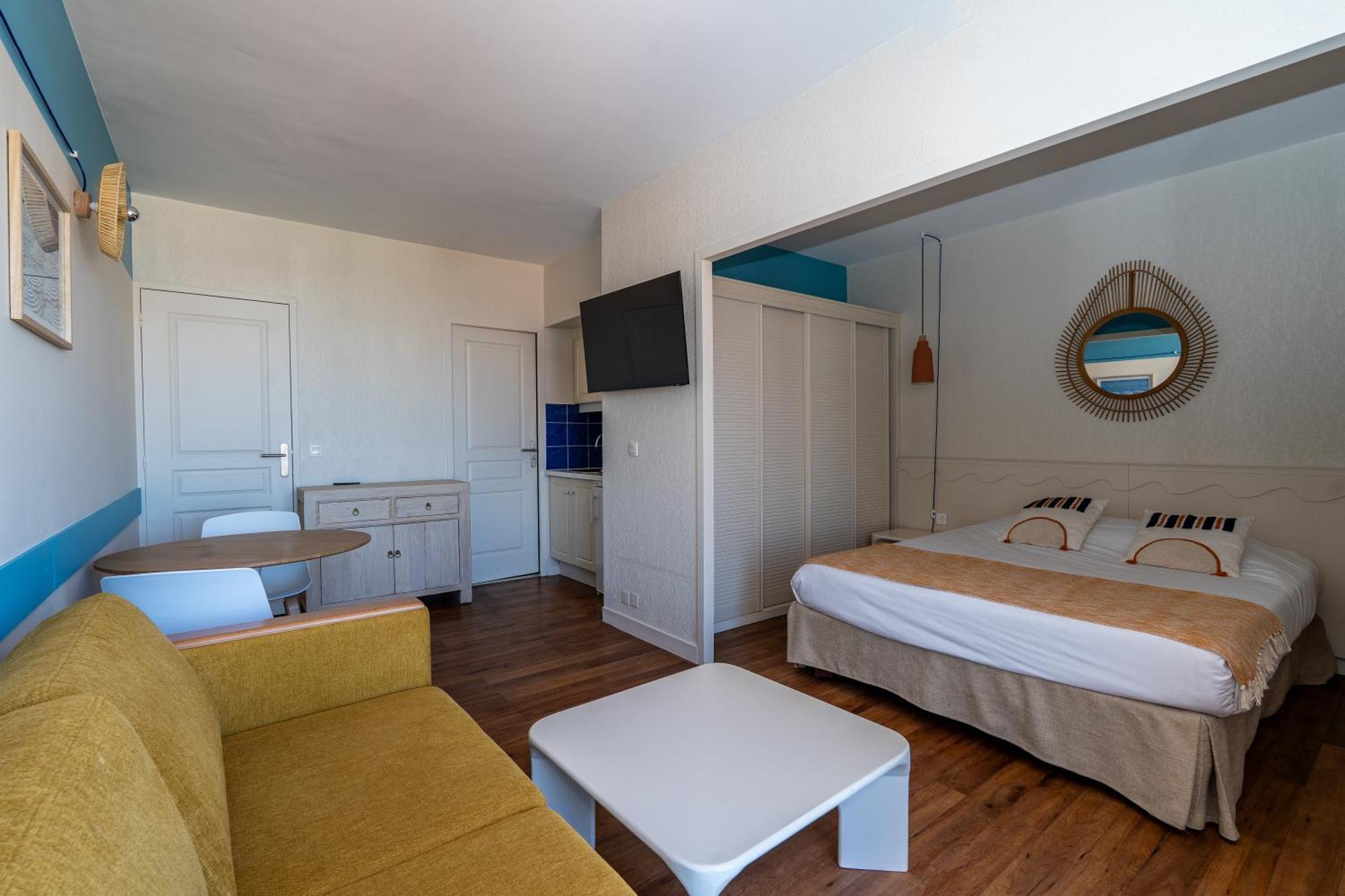 Privilege Studio 1 or upper floor