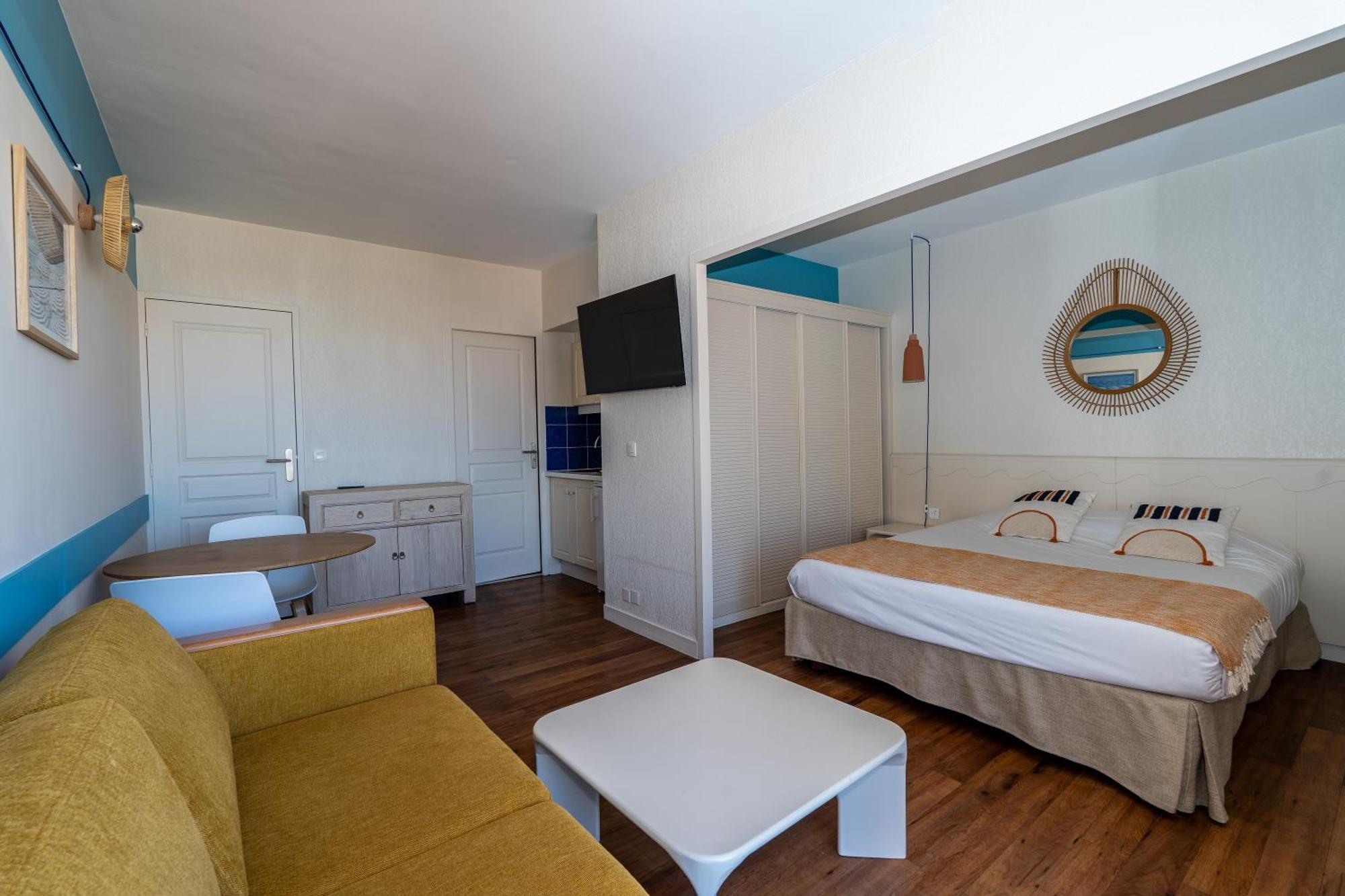 Privilege Studio 1 or upper floor