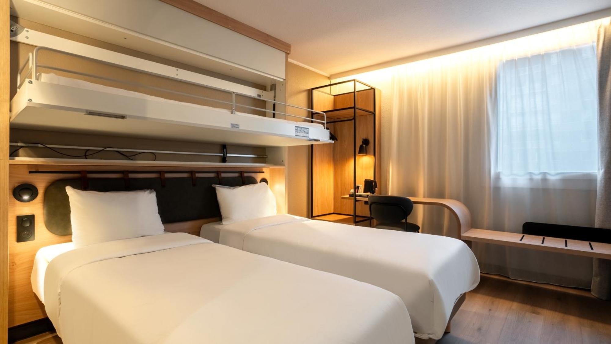 Standard Room 1 Queen Bed 1 Bunk Bed