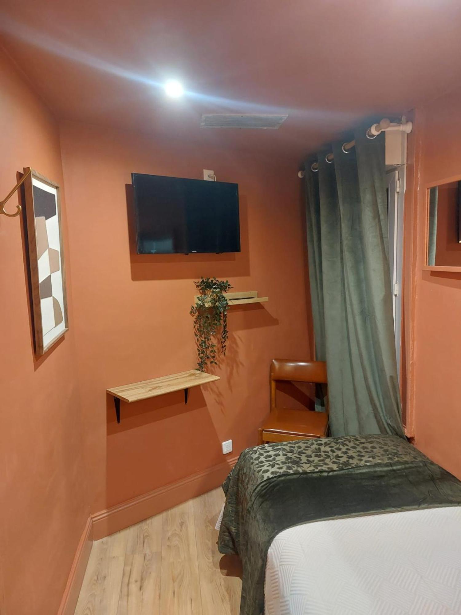 Single Room