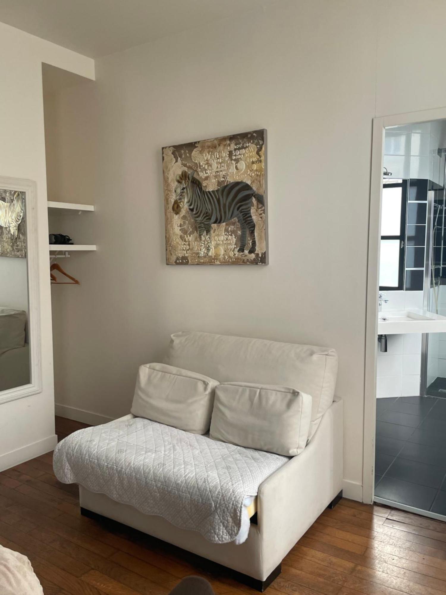 Standard Twin Room Sofa