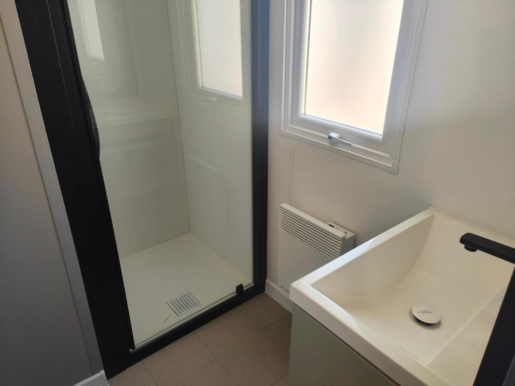Three Bedroom Mobile Home Diana