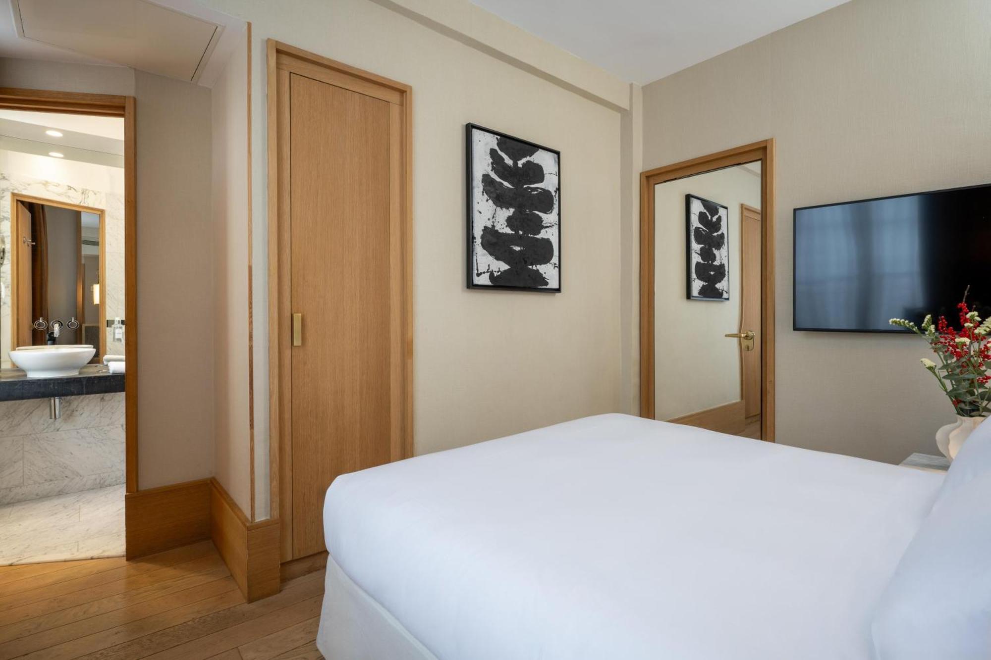Superior Queen Room