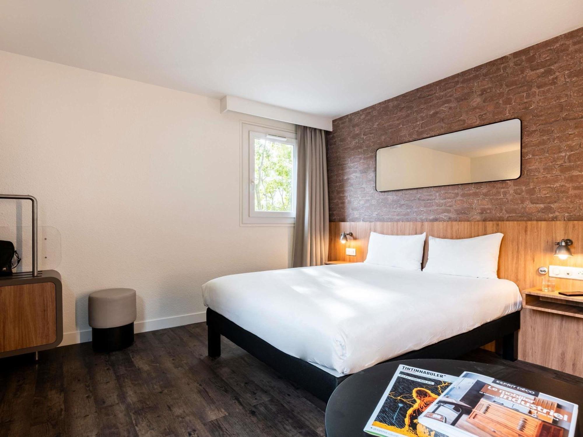 Standard Double Room Disability Access
