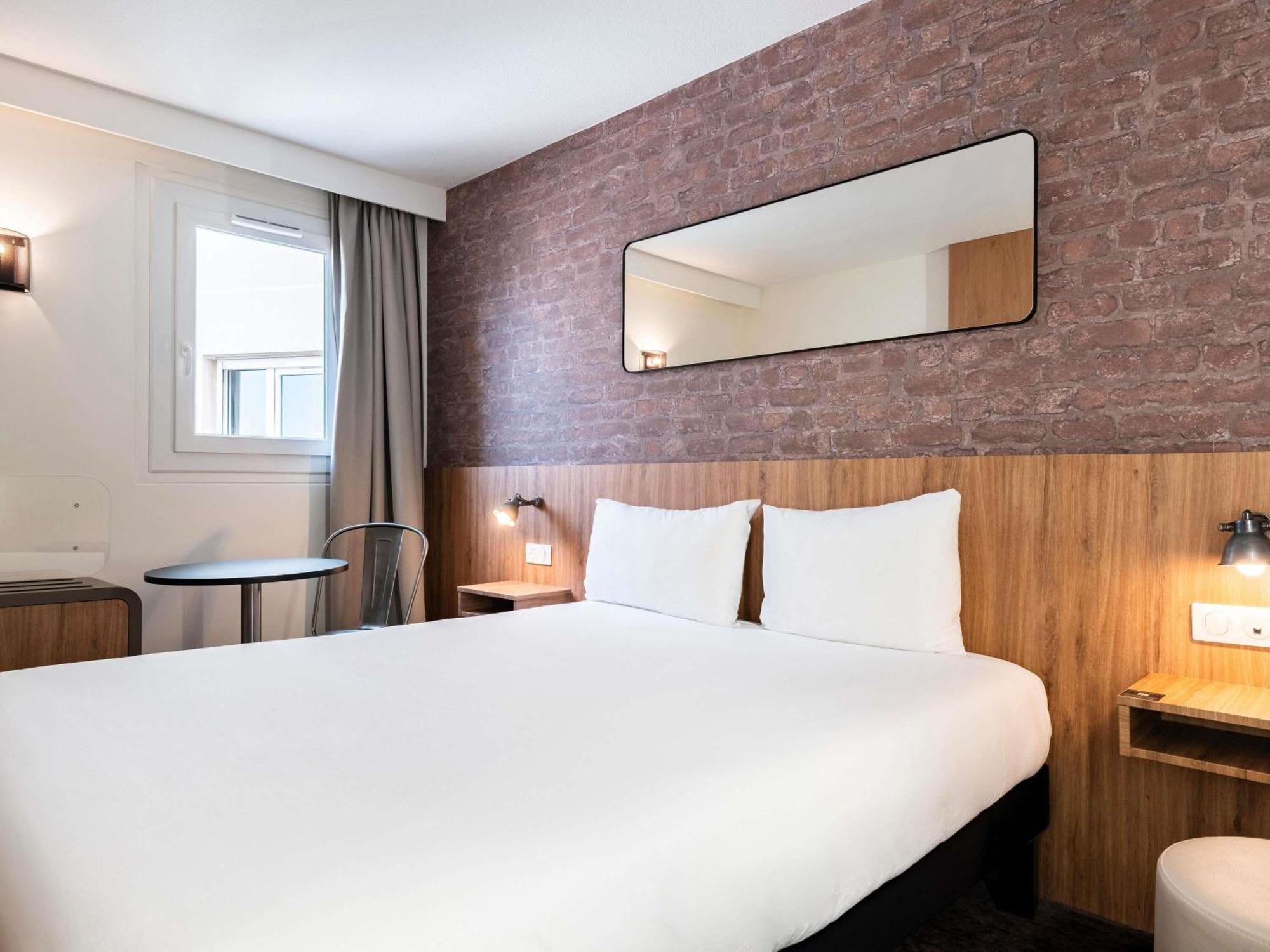 Standard Double Room Disability Access