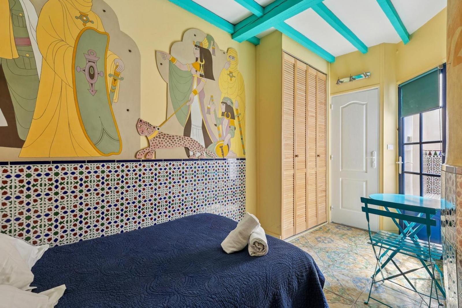 Single Room Private Bathroom