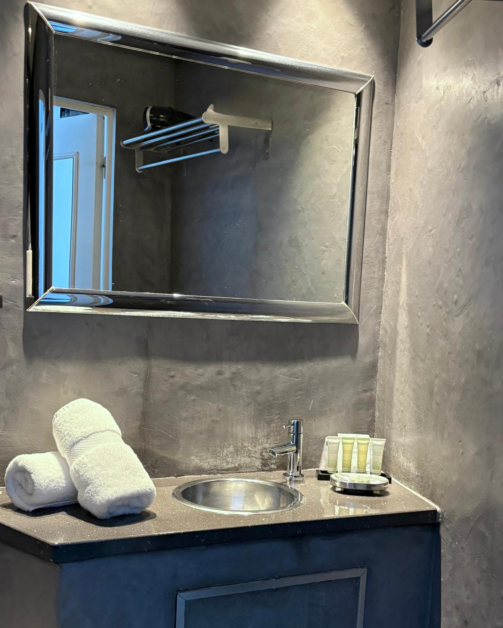 Standard Double or Twin Room Balcony