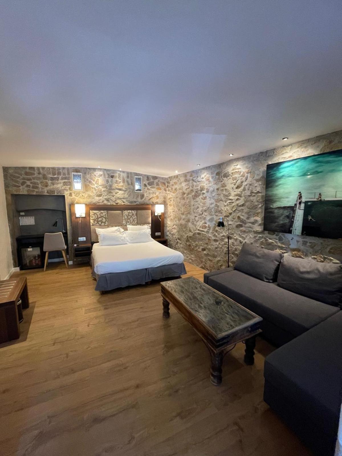 Large Superior Double Room Ground Floor