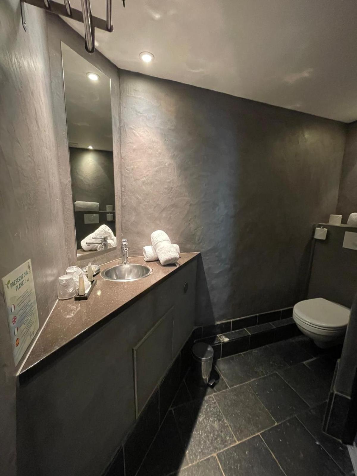 Double or Twin Room Ground Floor