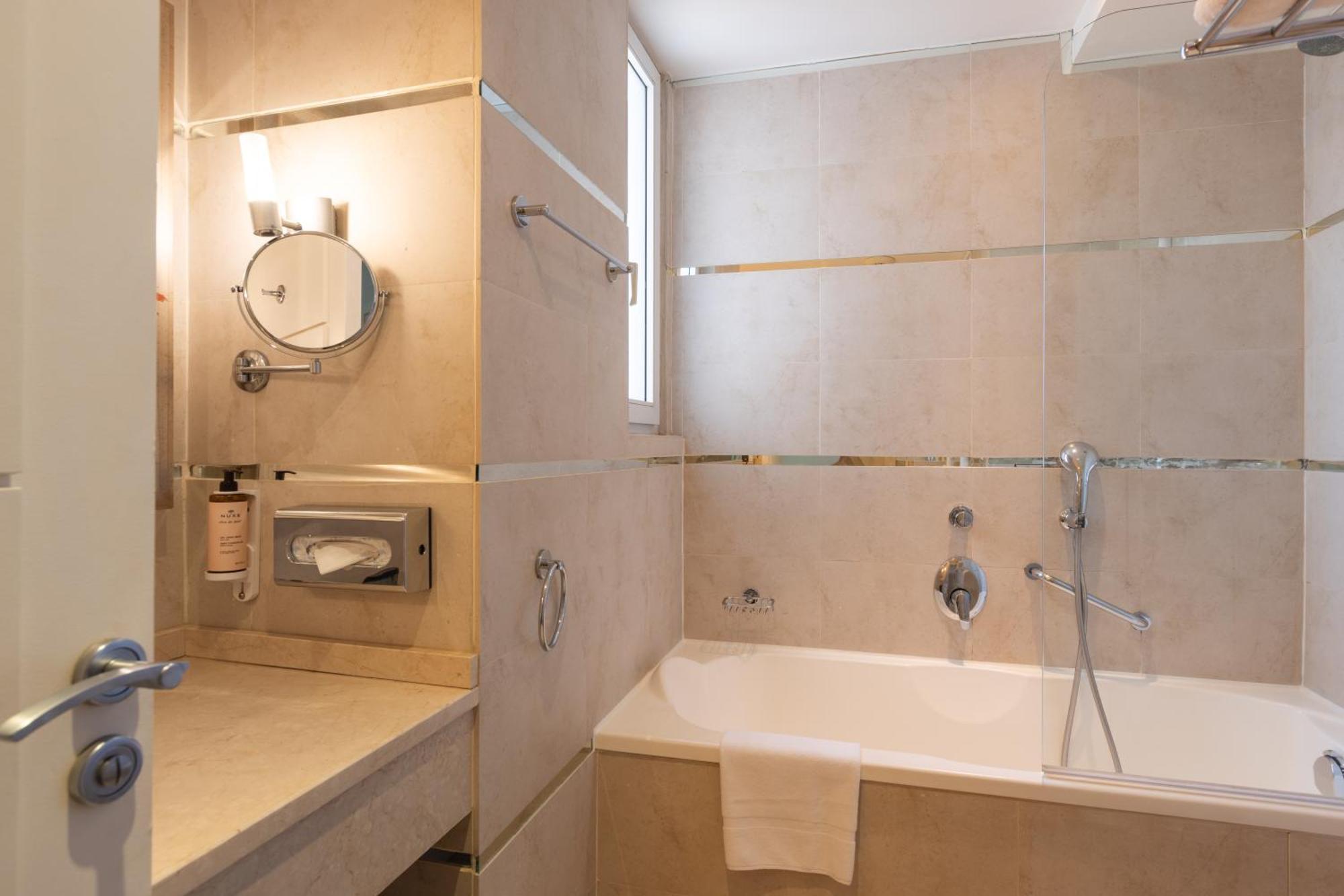 Classic Double or Twin Room