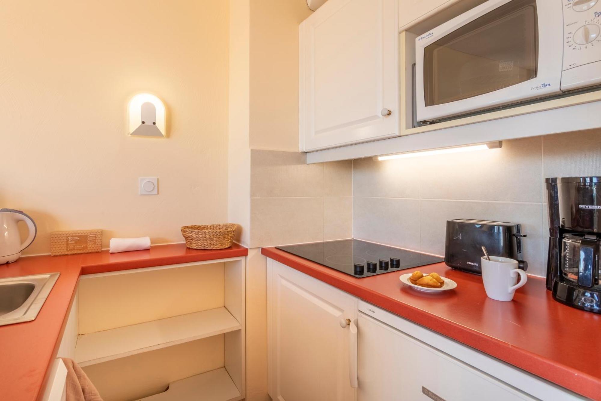 Superior Studio Air Conditioning Sleeping Alcove Terrace or Balcony