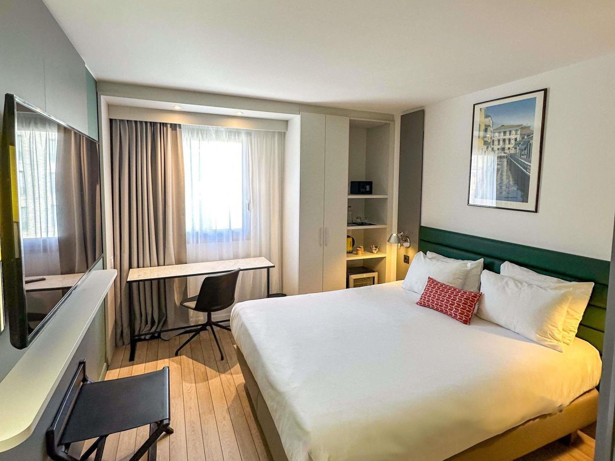 Classic Double Room