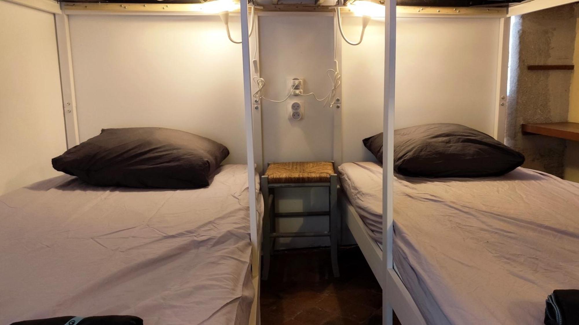 Single Bed 4-Bed Dormitory Room